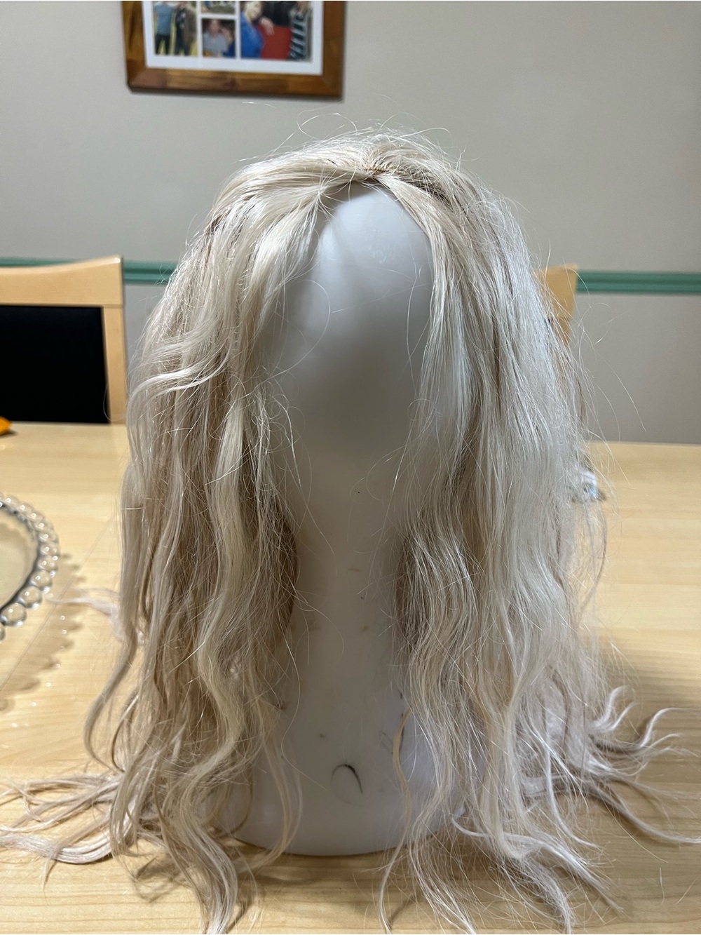 Amazon Blonde Wavy Shoulder-Length Women's Wig